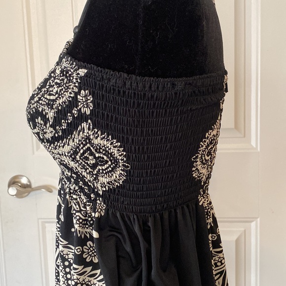 Cute little summer dress - Picture 2 of 7